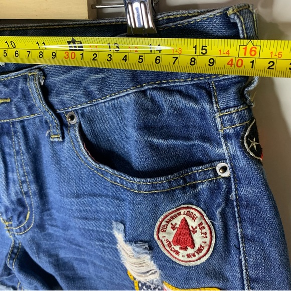 Forever 21 patchwork denim cutoff shorts size 27 - Picture 6 of 8